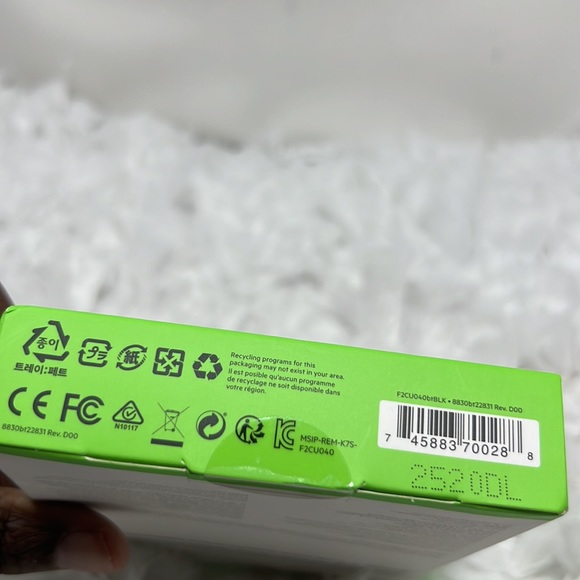 Belkin USB-C to Ethernet Adapter 14cm (5in) - Picture 6 of 6